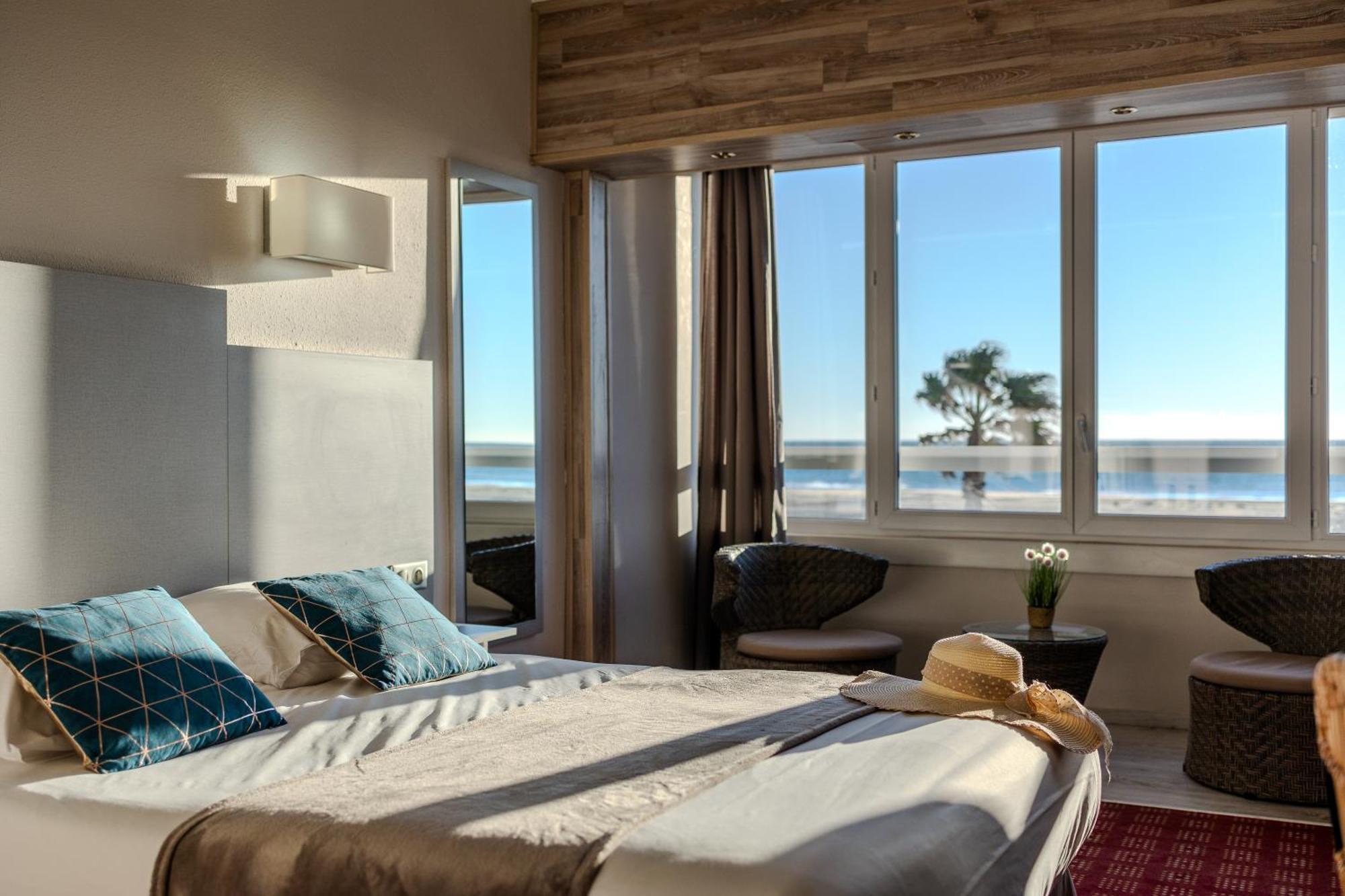 Logis Hotel & Restaurant Mediterranee بورت-لا-نوفيل المظهر الخارجي الصورة